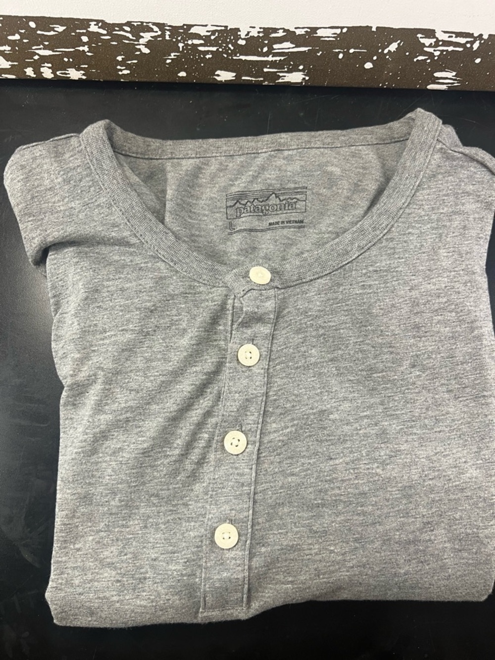 Patagonia Long Sleeve - Picture 2 of 5